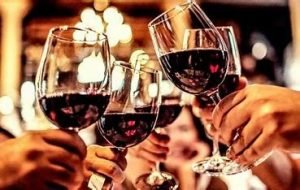 Hobbytrainingen, in de keuken, Bartender. Leer hoe je de lekkerste Wijn maakt met een cursus wijn maken SDEN 3 van de Cooking academy.