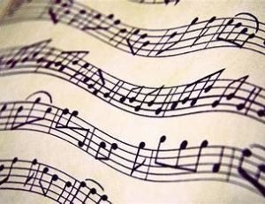 Hobbytrainingen, muzikale cursussen, instrumenten. Leer hoe je muziek leest als een boek. Lees noten met een cursus muzieklezen.