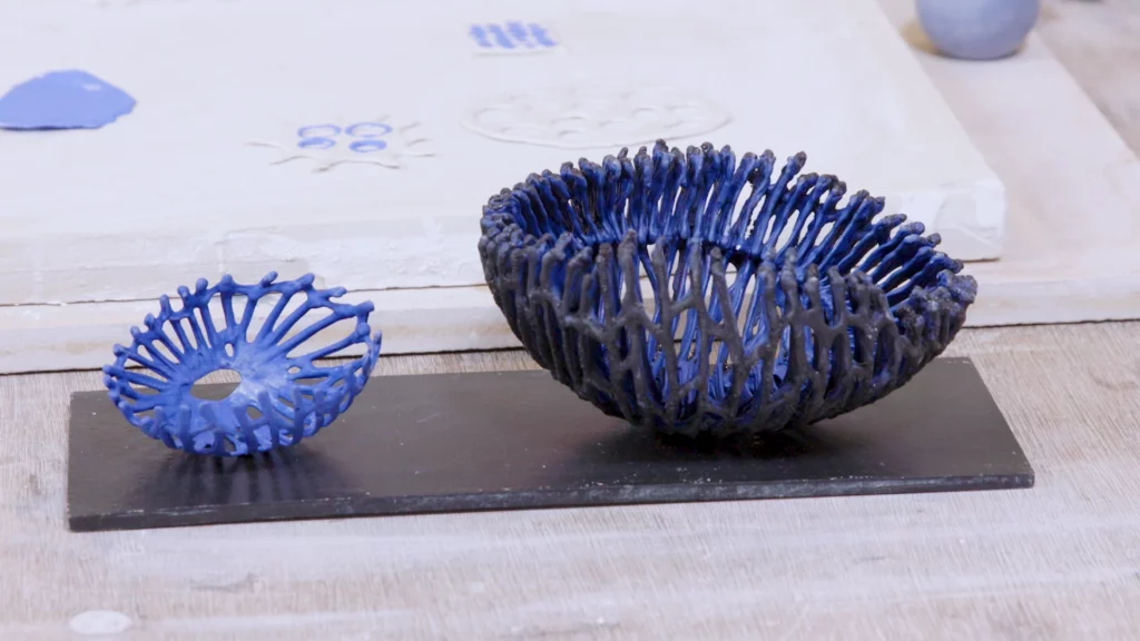 Hobbytrainingen, creatieve cursussen, pottenbakken. Ontdek de kunst van het vloeibare papierporselein. Maak de mooiste werken met deze bijzondere techniek