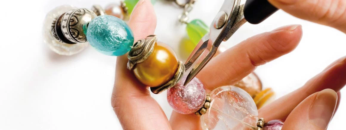 Hobbytrainingen, creatieve cursussen, handwerk. Leer sieraden maken, maak jouw favoriete handgemaakte sieraden.